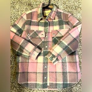 Very cute satin lined Shacket